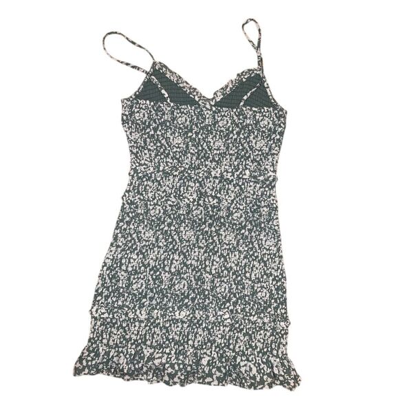 Abercrombie & Fitch Smocked Mini Dress Size Medium Green Pattern Ruffle Romantic - Picture 2 of 5